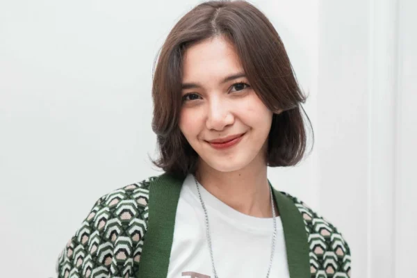 Sheila Dara: Aktris Muda Berbakat dengan Banyak Talenta