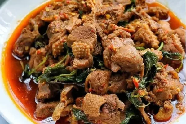 Mengenal Lezatnya Sambalado Bebek, Cita Rasa Pedas Menggoda
