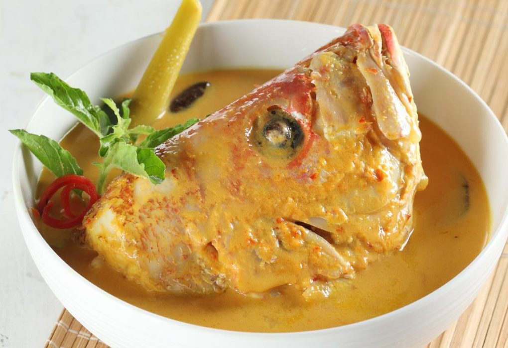 Keunikan Rasa Makanan Kari Kepala Ikan yang Menggoda Selera