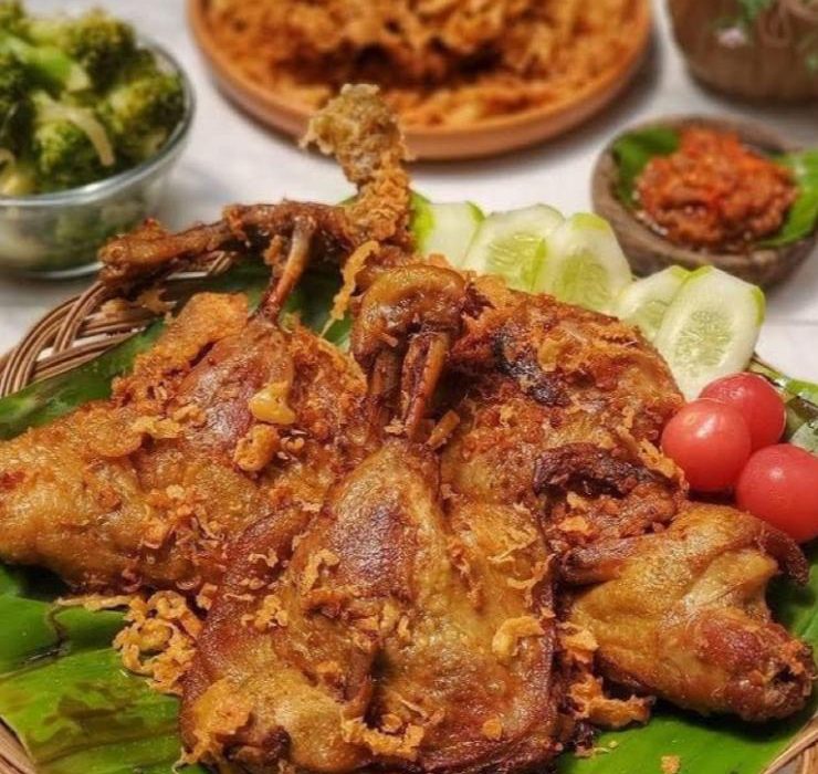 Mengenal Lezatnya Bebek Goreng Sambal Bawang yang Menggoda