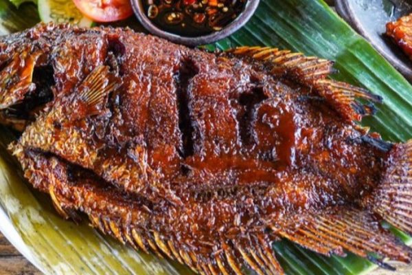 Mengenal Lezatnya Makanan Gurame Bakar yang Menggugah Selera