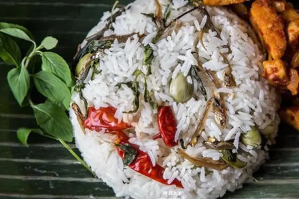 Mengenal Lezatnya Nasi Liwet Goreng, Hidangan Tradisional Indonesia