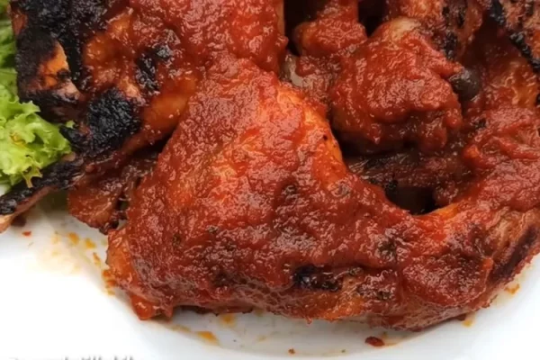 Resep Ayam Panggang Merah: Lezat dan Mudah Dibuat di Rumah