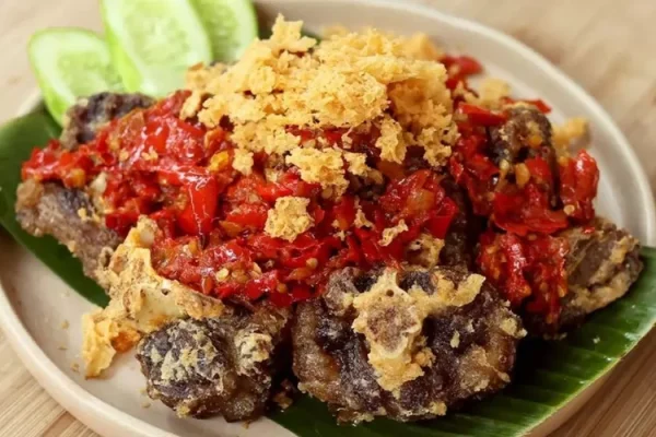 Makanan Buntut Goreng Kremes: Sajian Lezat dan Menggoda Selera