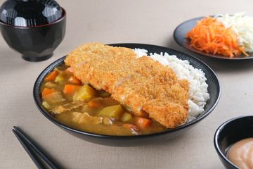 Mengenal Lebih Dekat Makanan Kari Nasi: Rasa dan Asal Usulnya
