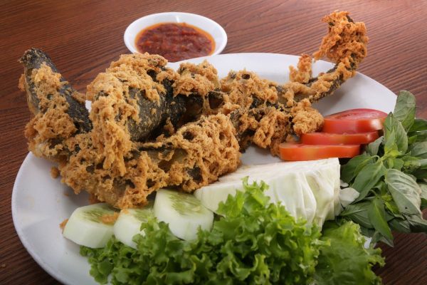 Mengenal Lezatnya Makanan Pecel Lele Kremes yang Menggoda