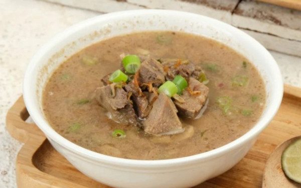 Mengenal Lezatnya Makanan Soto Makassar yang Autentik