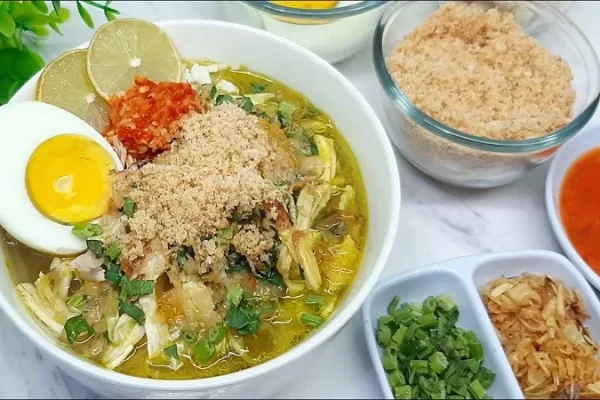 Mengenal Lezatnya Soto Bakso, Sup Khas Indonesia yang Menggoda