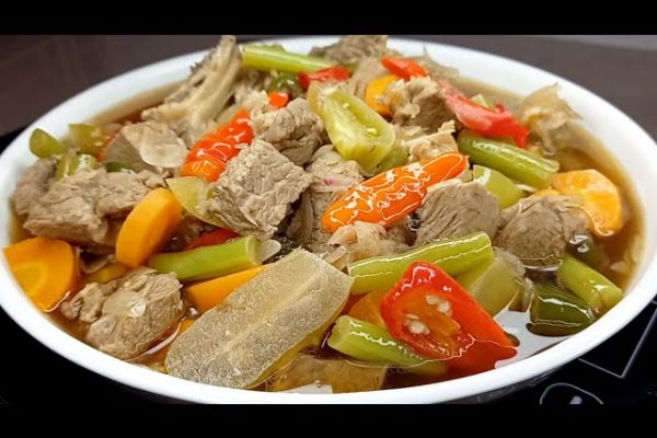 Mengenal Makanan Asem Asem Daging Demak yang Lezat dan Tradisional