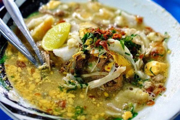 Menikmati Lezatnya Soto Banjar, Kuliner Khas Kalimantan Selatan