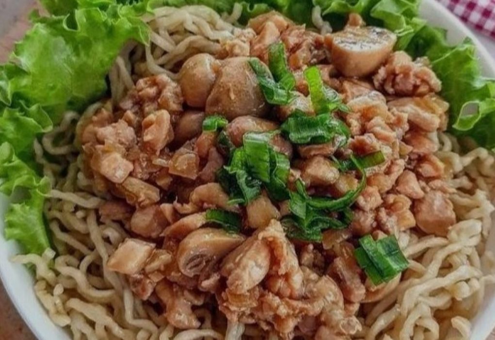 Mie Ayam Jamur: Hidangan Lezat dan Sehat Pilihan Favorit