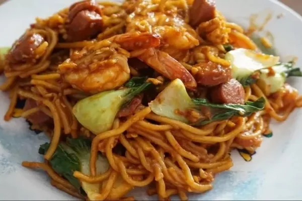 Mie Goreng Pedas: Lezatnya Sensasi Pedas yang Menggoda Selera