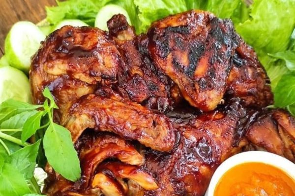 Ayam Bakar Madu: Paduan Rasa Manis dan Gurih yang Menggoda