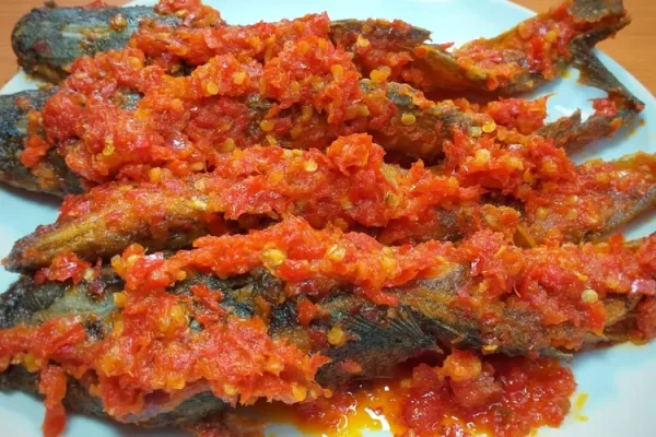 Lele Balado: Kelezatan Pedas yang Menggugah Selera