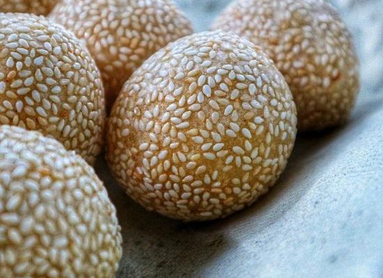 Mengenal Lebih Dekat Makanan Onde-Onde, Kue Tradisional Lezat
