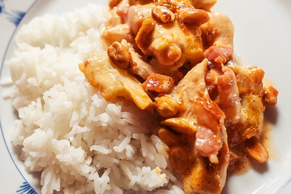Mengenal Makanan Flying Jacob: Hidangan Lezat dari Indonesia