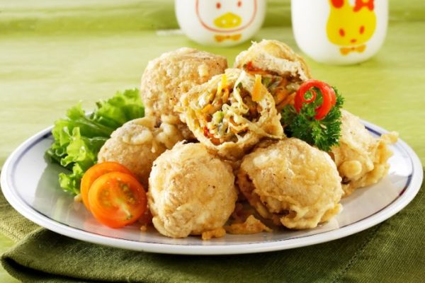 Mengenal Makanan Tahu Pong: Camilan Tradisional yang Lezat