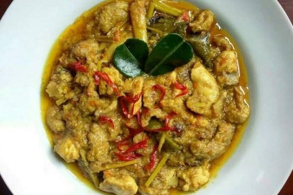 Mengenal Rasa Lezat Makanan Ayam Nasu Palekko yang Menggugah Selera