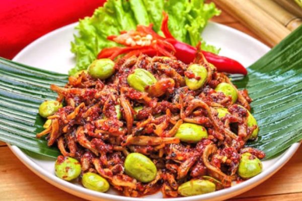 Menikmati Keunikan Rasa Makanan Sambal Pete Tradisional