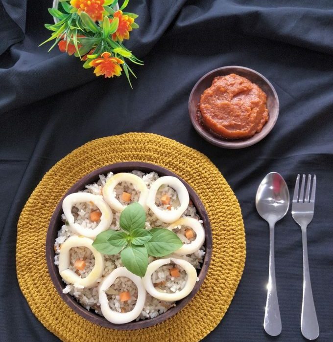 Nasi Goreng Sotong: Lezatnya Kuliner Tradisional Indonesia