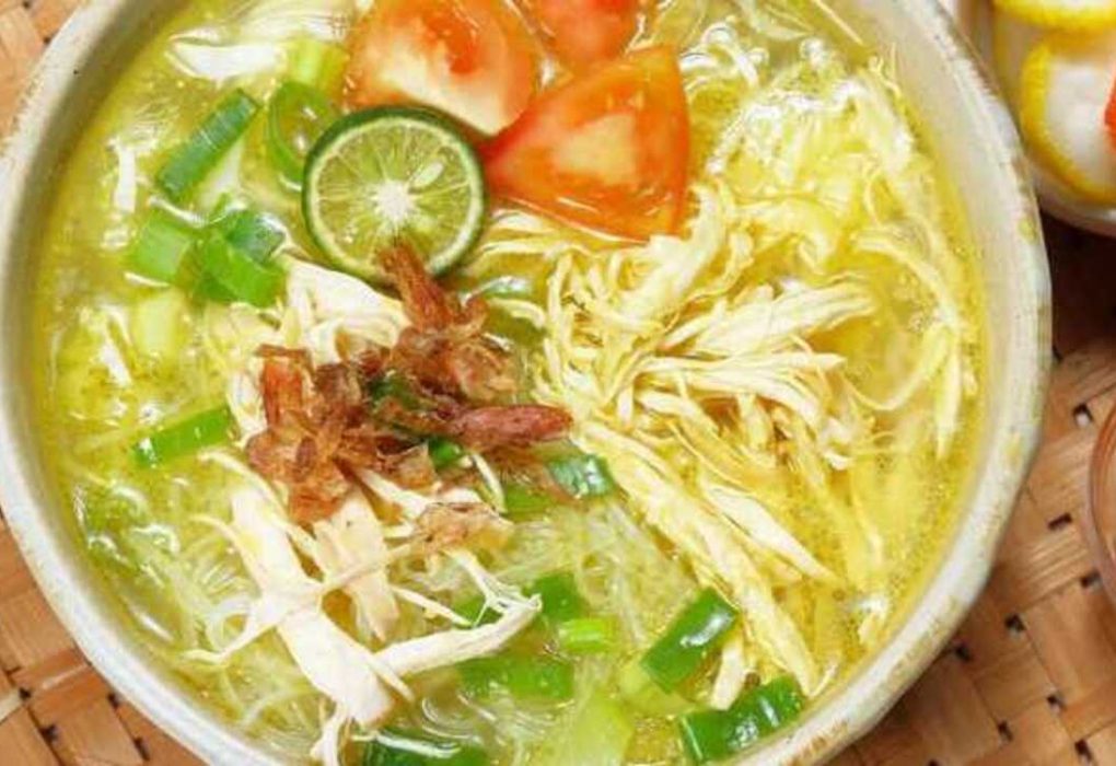 Keunikan Rasa dan Asal-Usul Makanan Soto Ayam Indonesia