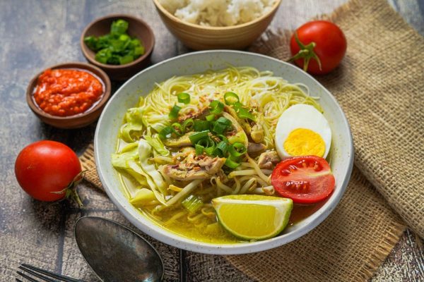 Mengenal Lezatnya Soto Ayam Lamongan, Kuliner Khas Jawa Timur