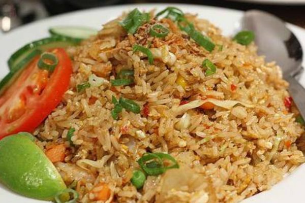 Nasi Goreng Buah Pala: Perpaduan Rasa yang Unik dan Lezat